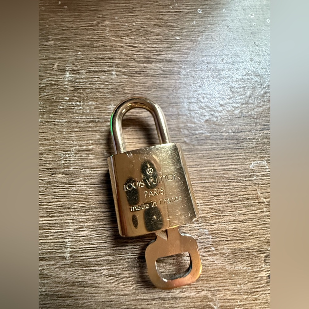 Louis vuitton brass lockset #302 - Picture 3 of 7